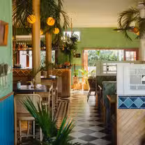 Foto von Tropicana Pizza Pizza Restaurant