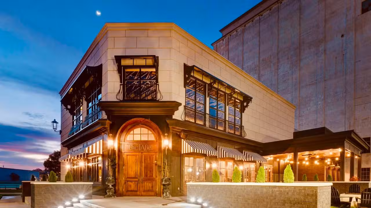 American casual dining restaurant - The Table Restaurant, Springfield, MO