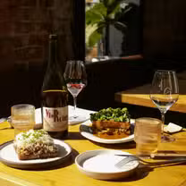 A photo of Buvette Daphnée restaurant