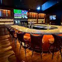 A photo of Stingers Lounge - Restaurant, Bar, & Golf Simulators restaurant
