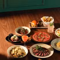 A photo of Hearthstone Kitchen & Cellar - Red Rock restaurant