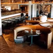 A photo of Heck's of Beachwood restaurant