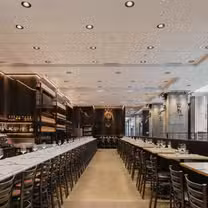 A photo of Lucille's Avenue des Canadiens restaurant