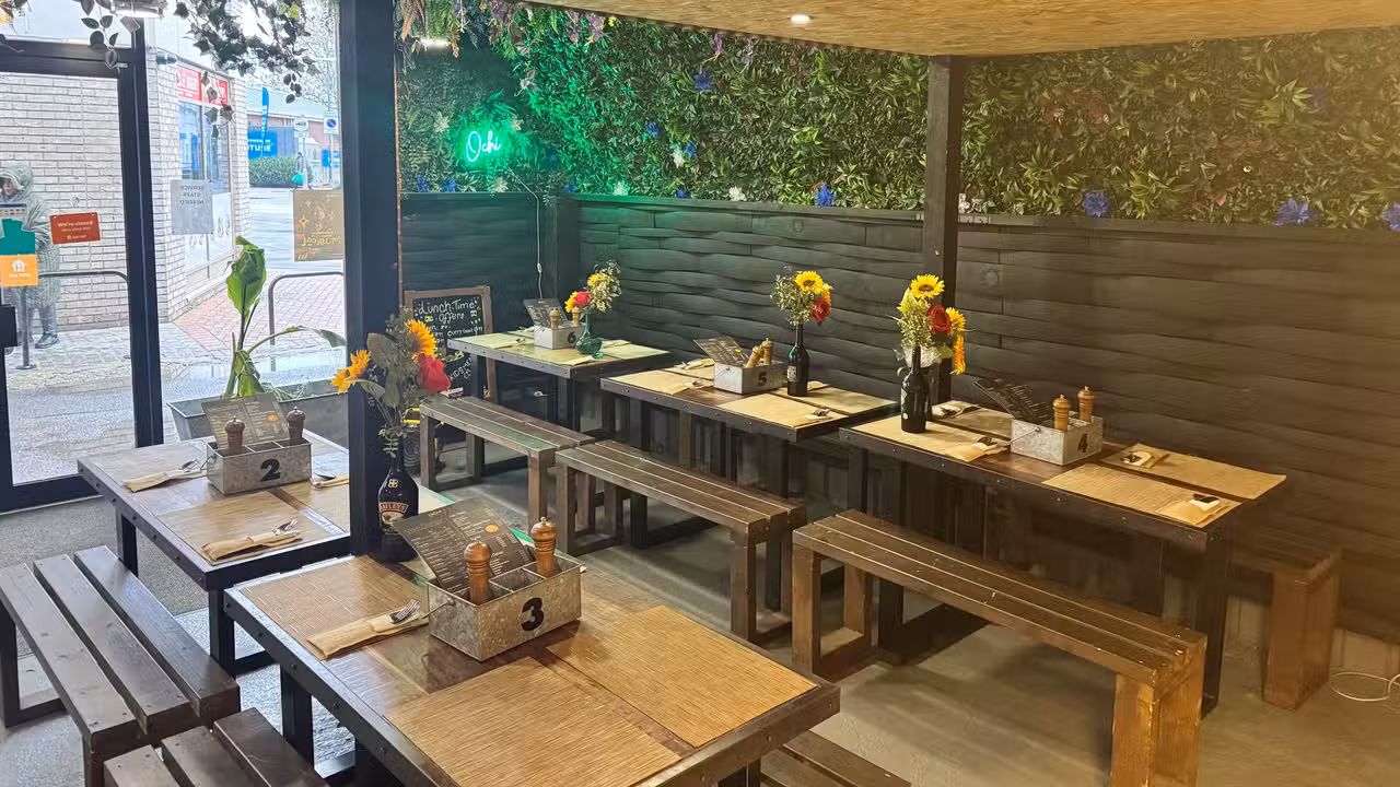 Interior - Ochi Restaurant, London, Greater London