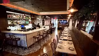 A photo of Botte Ditmars restaurant