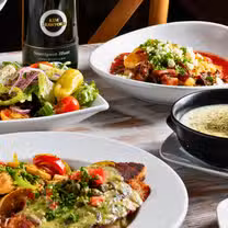 Foto von Acropolis Greek Taverna - New Tampa Restaurant