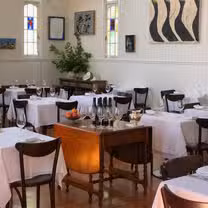 Una foto del restaurante August