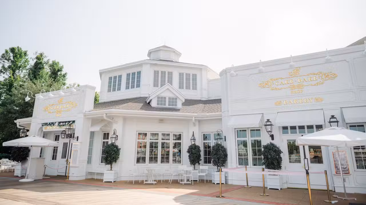 Dining Room  - The Cake Bake Shop at Disney's BoardWalk, Bay Lake, FL