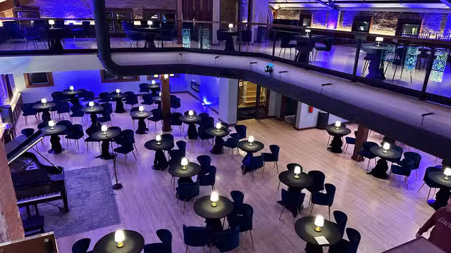 Een van Sweet Beats Jazz & Dessert Lounge restaurant