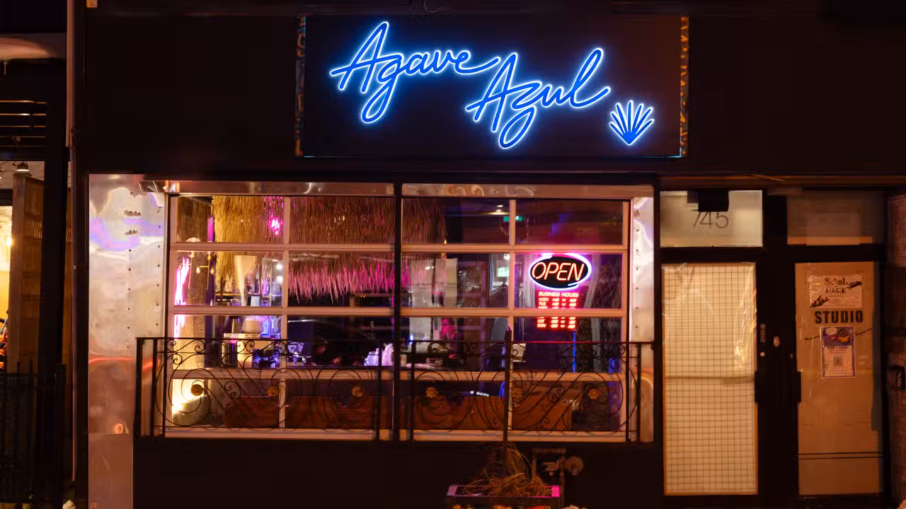 Mexican restaurant in Downtown Toronto - Agave Azul, Toronto, ON