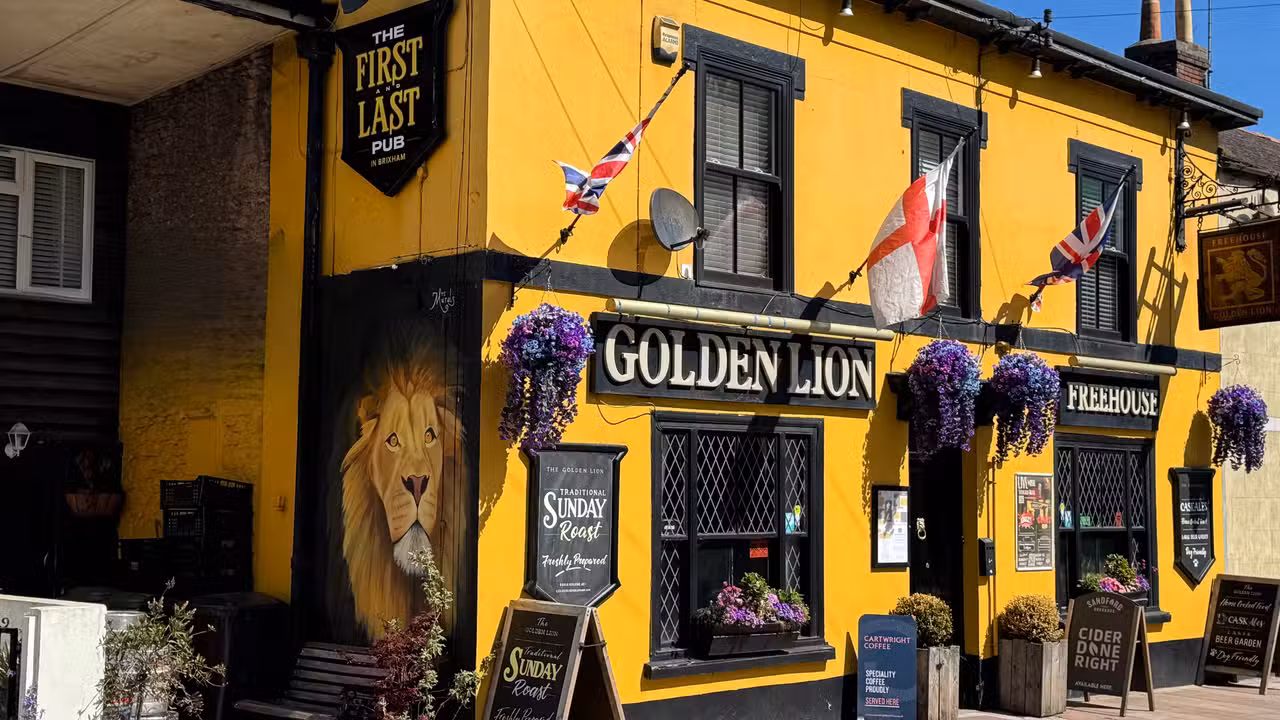 Golden Lion, Brixham, England