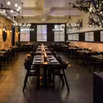 A photo of Aw Shucks Seafood Bar & Bistro restaurant
