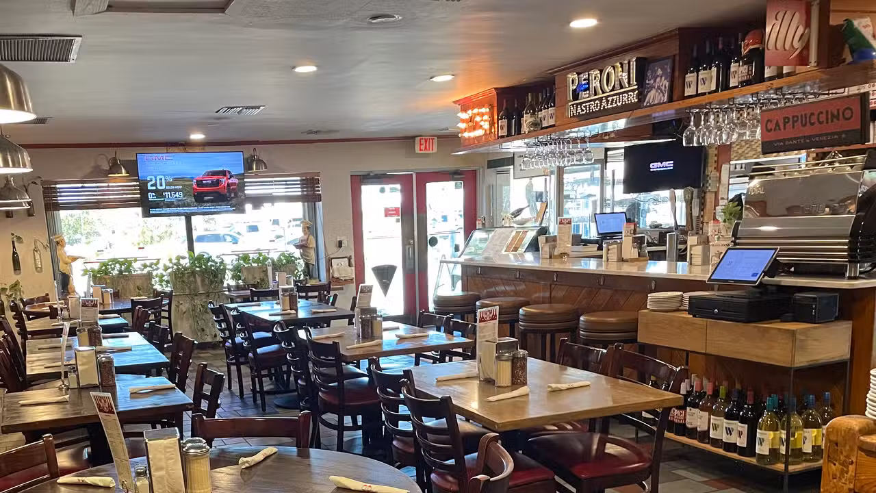 ZIPS’ NY Pizza & Italian Kitchen, Jupiter, FL