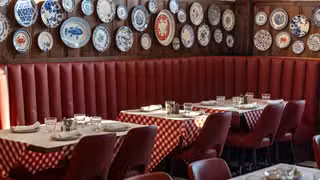 A photo of Vinny's Clam Bar restaurant