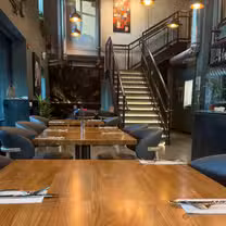 A photo of Crave Bistro & Bar restaurant