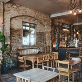 Cover image for Crown & Anchor
