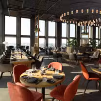 A photo of 15 High Restaurant restaurant