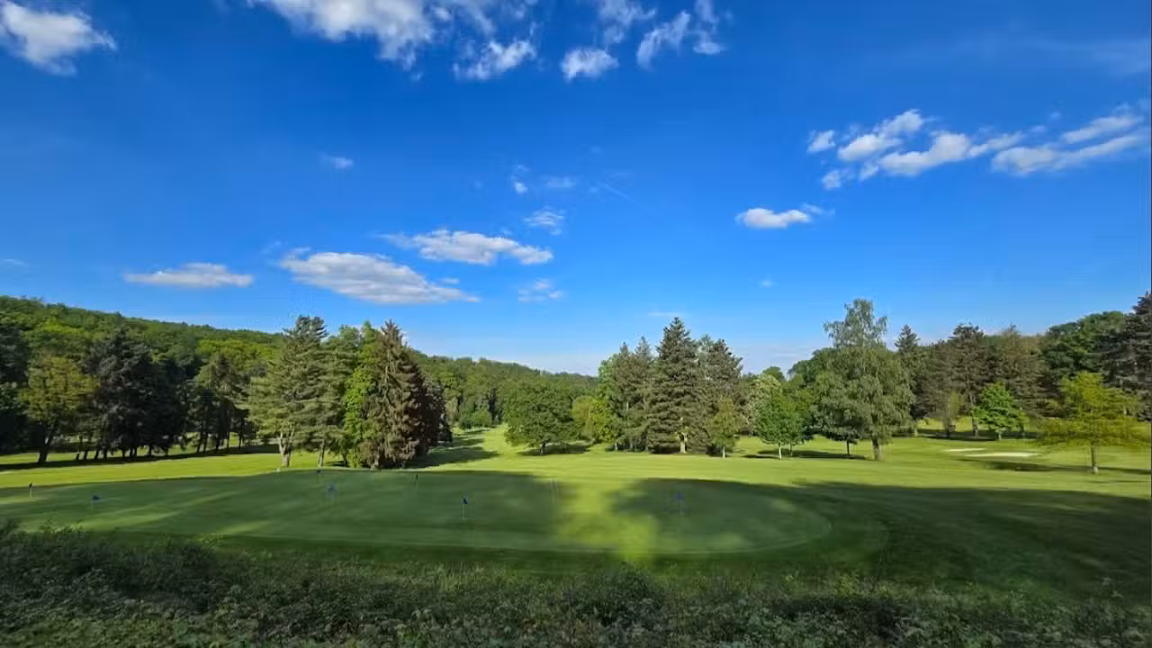 Schwarzbach im Wiesbadener Golfclub, Wiesbaden, HE