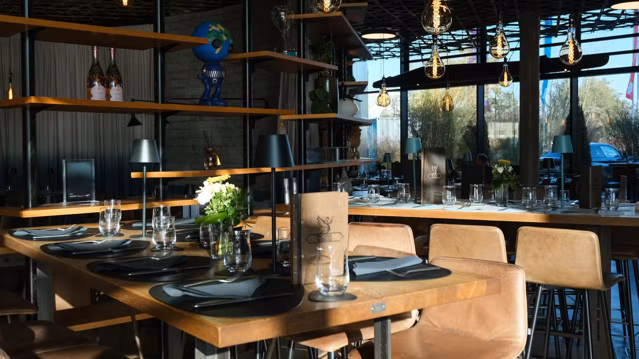 Phoenix Kitchen & Bar, Taufkirchen, BY