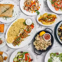 Una foto del restaurante Symi