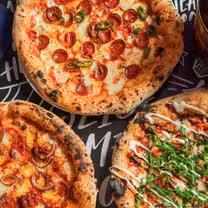 A photo of Dough LoCo Pizza restaurant