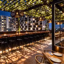 Una foto del restaurante Le Sommet Rooftop