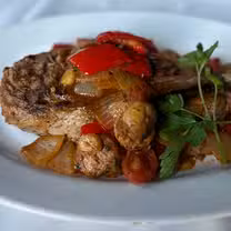 Foto von DeLuca's Chophouse Restaurant