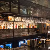 A photo of Elle's restaurant