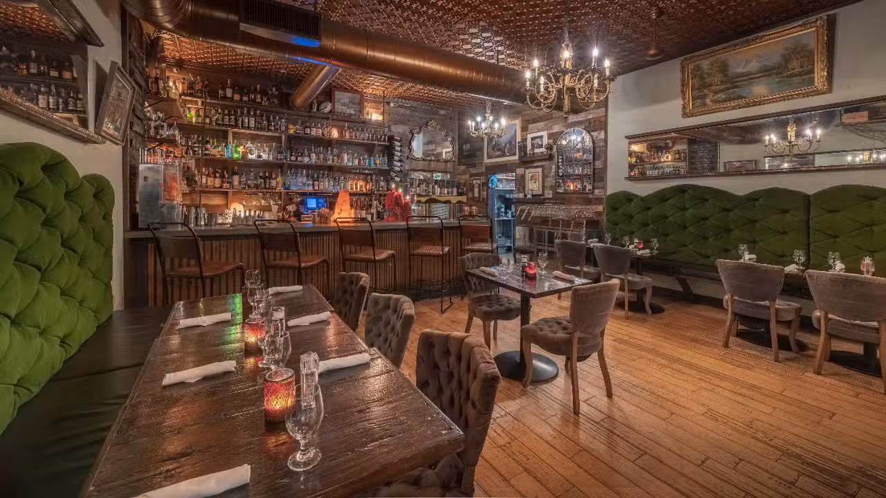 Front bar room, back room seats 44 people ❤️  - Homegrown Gastropub, Reno, NV