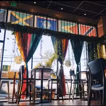Una foto del restaurante Taste of the Caribbean LA