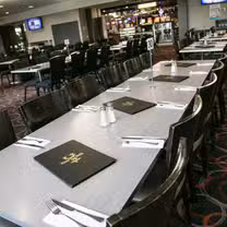 A photo of Deer Park Club restaurant