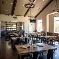 A photo of The Overlook at Chickasaw Point restaurant