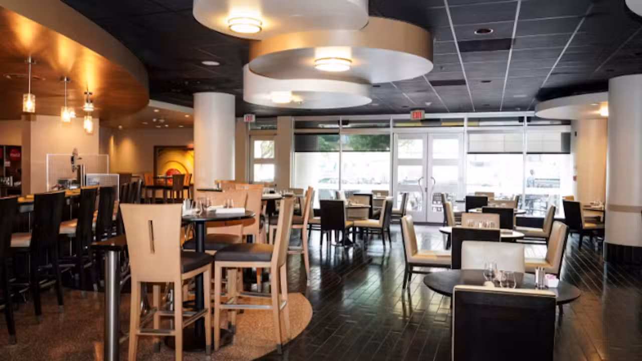 Screenshot -- At   Am - 21st Amendment Bar & Grill, Washington, DC