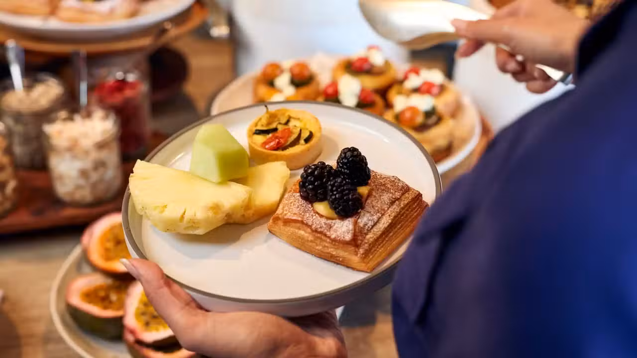 Food - Ontario Airport Hotel Restaurant, Ontario, CA
