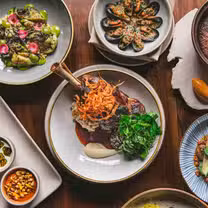 Una foto del restaurante Aziza