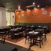 A photo of Indian House restaurant