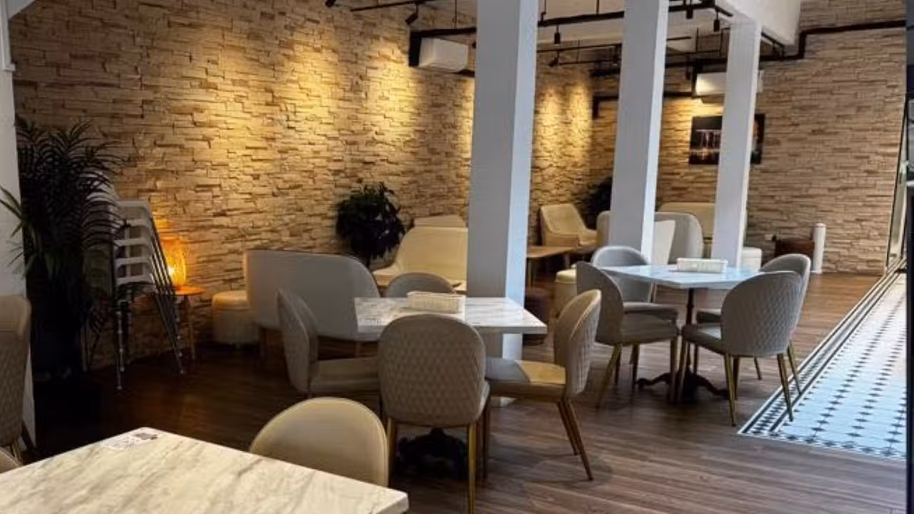 Interior - A Cube Bistro, Singapore, Singapore