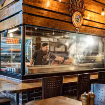 Una foto del restaurante Adana Grillhaus Kreuzberg
