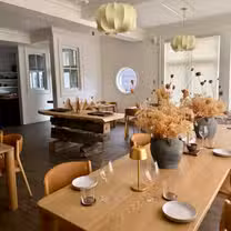 A photo of L O R E restaurant