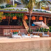Una foto del restaurante Karma Beach Lounge