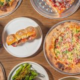 Cover image for Stretch Pizza
