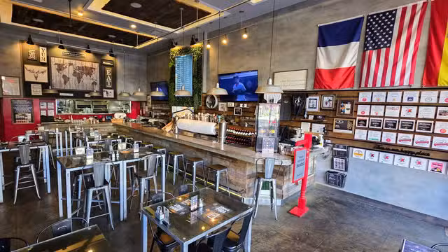 A photo of Tapas & Beers restaurant