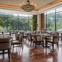 A photo of Restaurante Bay View by Hotel Intercontinental Miramar restaurant