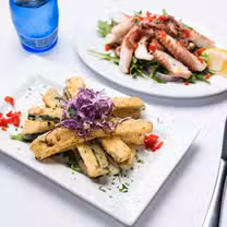 Una foto del restaurante Thaleia Greek Taverna