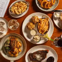 A photo of Clyde's Willow Creek Farm restaurant
