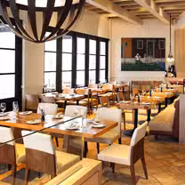 A photo of Il Fornaio - Woodland Hills restaurant