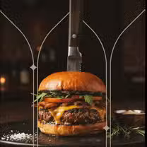 Una foto del restaurante Blade & Barrel