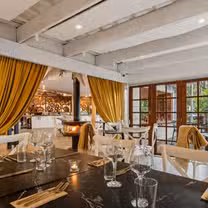 A photo of Tamborine Mountain Glades restaurant