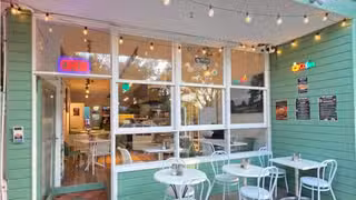 A photo of Pops Cafe Bar restaurant