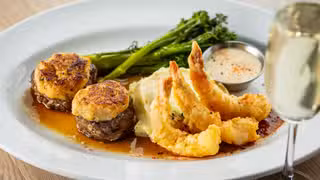 A photo of Cooper's Hawk Winery & Restaurant - Bloomingdale, IL restaurant